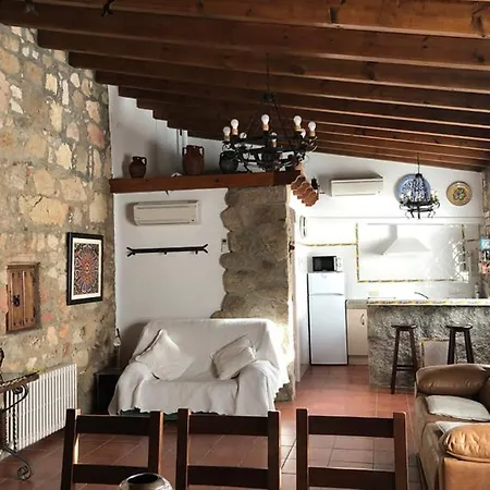 La Joya Del Eden Apartman Tardobispo
