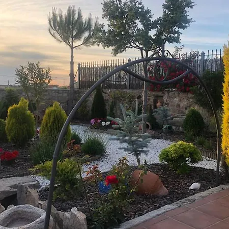 La Joya Del Eden Apartman Tardobispo